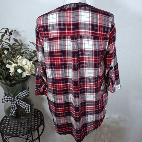 FOREVER 21 HI-LO FLANNEL BLOUSE SZ. S EUC - Picture 3 of 4